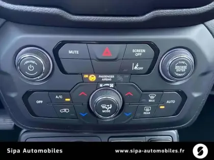 Photo 16 Jeep Renegade  1.3 Turbo T4 240 ch PHEV AT6 4xe eAWD