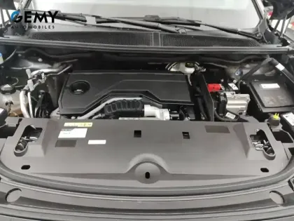 Photo 14 Peugeot 3008 Gén. III Ph1 GT 5