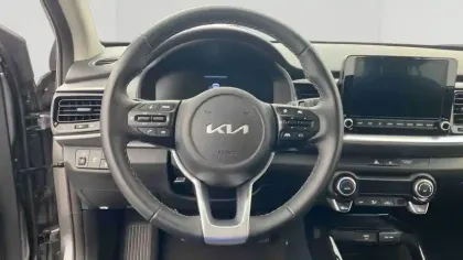 Photo 16 Kia Stonic  1.0 T-GDi 100 ch BVM6