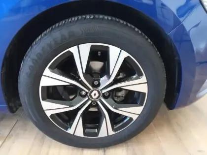 Photo 77 Renault Clio  TCe 90 - 21N