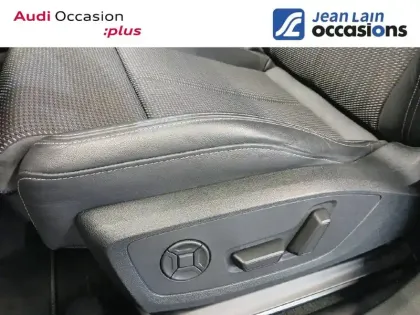 Photo 30 Audi Q3  35 TFSI 150 ch S tronic 7