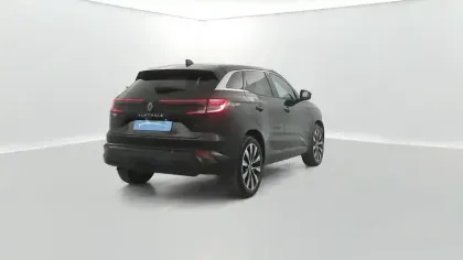 Photo 13 Renault Austral  E-Tech hybrid 200