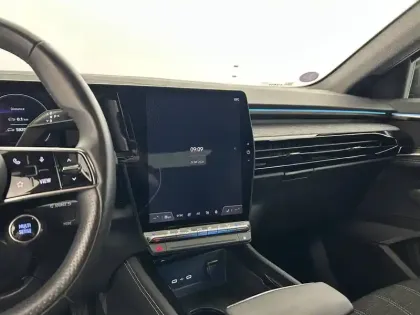 Photo 20 Renault Austral  E-Tech hybrid 200