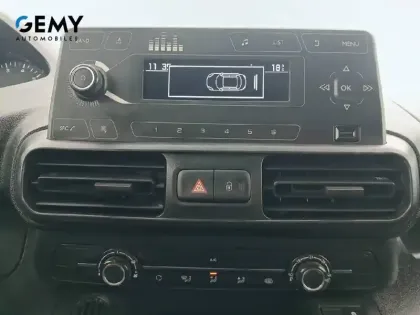 Photo 14 Peugeot Partner  FOURGON STANDARD 650 KG BLUEHDI 100 S&S BVM5