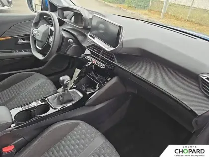 Photo 49 Peugeot 208  PureTech 100 S&S BVM6
