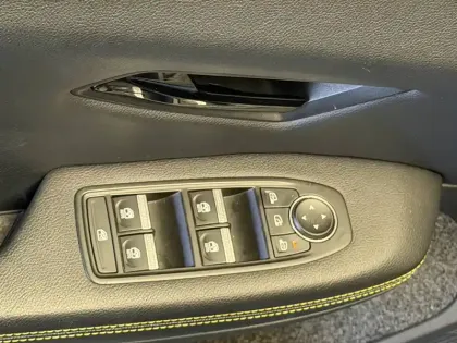 Photo 41 Renault Megane  E-Tech EV60 220 ch optimum charge