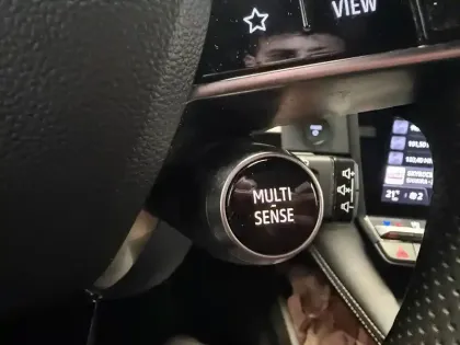 Photo 29 Renault Megane  E-Tech EV60 220 ch optimum charge