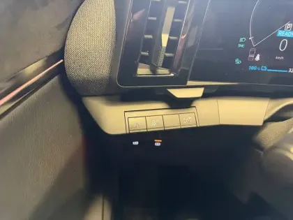 Photo 34 Renault Megane  E-Tech EV60 220 ch optimum charge