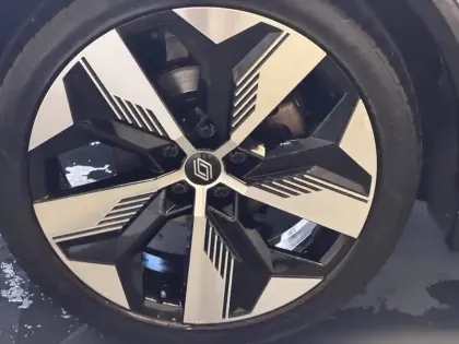 Photo 8 Renault Megane  E-Tech EV60 220 ch optimum charge