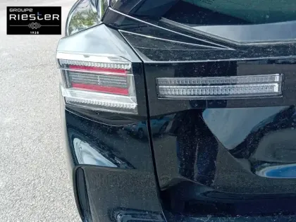 Photo 16 Citroën C4  Hybride 145 e-DCS6