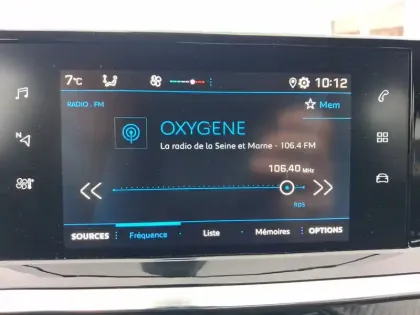 Photo 37 Peugeot 208  PureTech 75 S&S BVM5