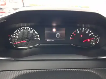 Photo 31 Peugeot 208  PureTech 75 S&S BVM5