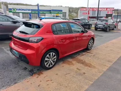 Photo 24 Peugeot 208  PureTech 75 S&S BVM5