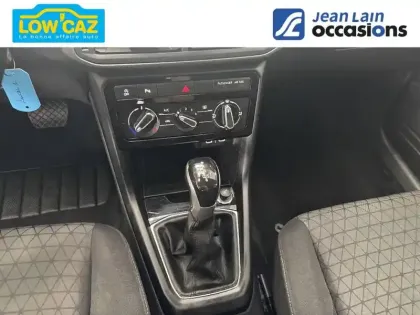 Photo 12 Volkswagen T-cross  1.0 TSI 110 Start/Stop DSG7