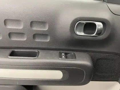 Photo 27 Citroën C3 Gén. III Ph2 YOU! 5