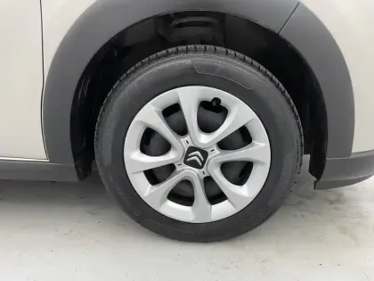 Photo 17 Citroën C3 Gén. III Ph2 YOU! 5