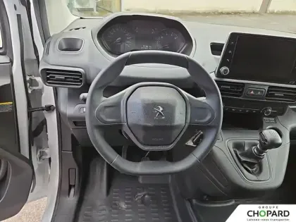 Photo 15 Peugeot Partner  FOURGON STANDARD 650 KG BLUEHDI 100 S&S BVM6