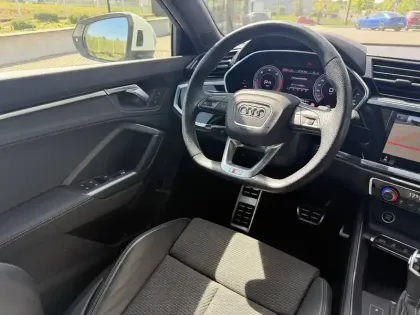 Photo 13 Audi Q3  35 TDI 150 ch S tronic 7 Quattro