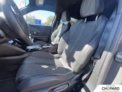 Photo 8 Peugeot 2008 Gén. II Ph2 GT 5