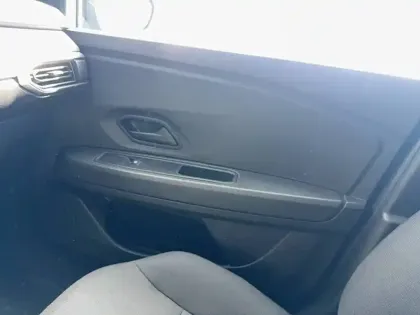 Photo 26 Dacia Sandero  SCe 65