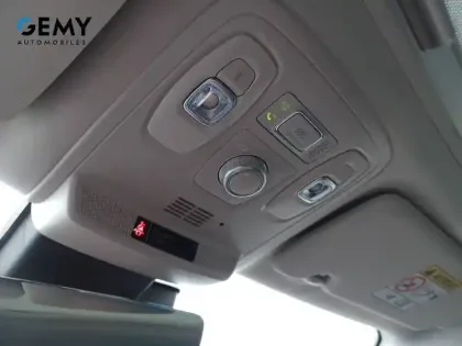 Photo 20 Renault Megane Mégane IV Estate TCe 140 EDC FAP - 21N