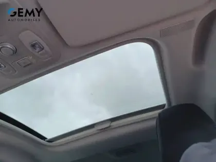 Photo 23 Renault Megane Mégane IV Estate TCe 140 EDC FAP - 21N