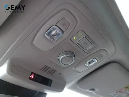 Photo 22 Renault Megane Mégane IV Estate TCe 140 EDC FAP - 21N