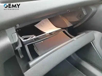 Photo 21 Renault Megane Mégane IV Estate TCe 140 EDC FAP - 21N