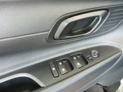 Photo 74 Hyundai I20 Gén. III Ph1 Initia 5