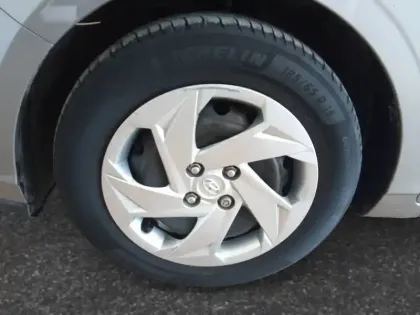 Photo 41 Hyundai I20 Gén. III Ph1 Initia 5