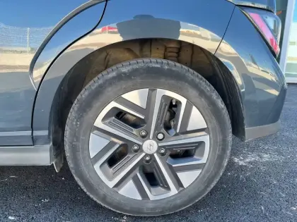 Photo 115 Hyundai Kona  Electrique 39 kWh - 136 ch