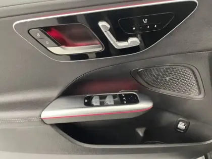 Photo 27 Mercedes Classe C  220 d 9G-Tronic