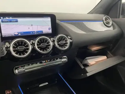 Photo 25 Mercedes GLA Gén. II (H247) Ph2 AMG Line 5