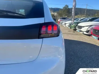 Photo 59 Peugeot 208  PureTech 75 S&S BVM5