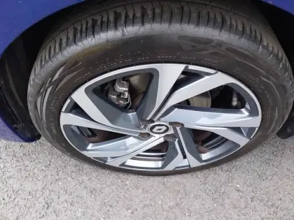 Photo 8 Renault Clio  TCe 140