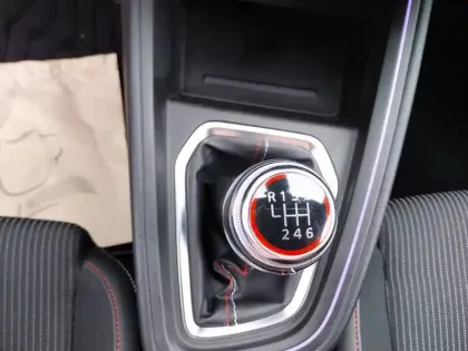 Photo 32 Renault Clio  TCe 140