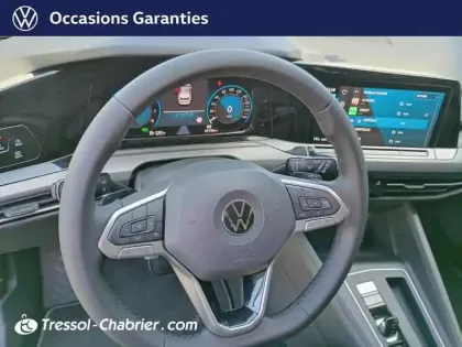 Photo 11 Volkswagen Golf  1.5 eTSI OPF 150 DSG7 Style