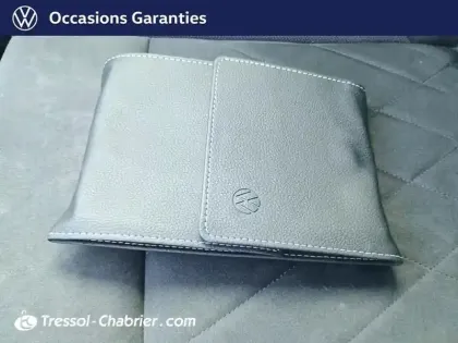 Photo 15 Volkswagen Golf  1.5 eTSI OPF 150 DSG7 Style