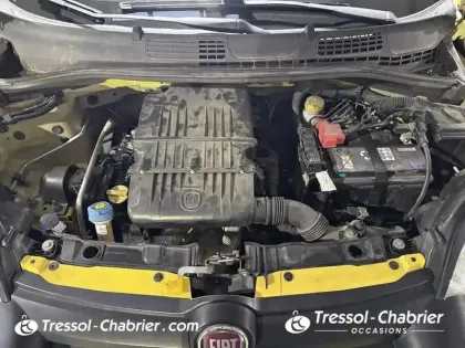 Photo 6 Fiat Panda Gén. III Ph1 NG City Cross 5