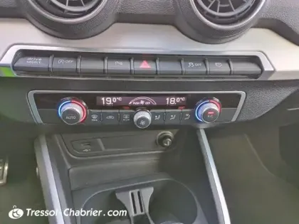 Photo 12 Audi Q2  35 TFSI COD 150 S tronic 7 S Line