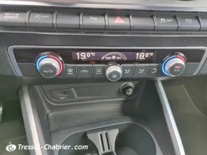 Photo 21 Audi Q2  35 TFSI COD 150 S tronic 7 S Line