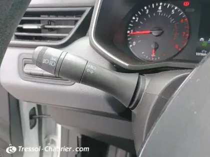 Photo 16 Renault Clio  TCe 90 - 21 Business