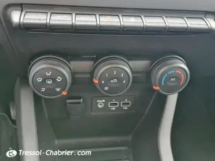 Photo 12 Renault Clio  TCe 90 - 21 Business