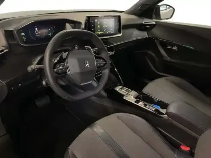 Photo 8 Peugeot 2008 Gén. II Ph1 NG Allure Pack 5