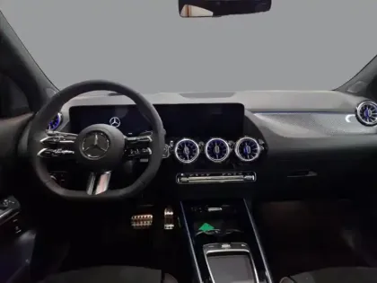 Photo 10 Mercedes GLA 200 d AMG Line