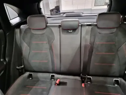 Photo 13 Mercedes GLA 200 d AMG Line