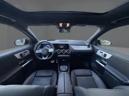 Photo 10 Mercedes GLA 200 AMG Line