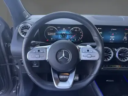 Photo 16 Mercedes GLA 200 AMG Line
