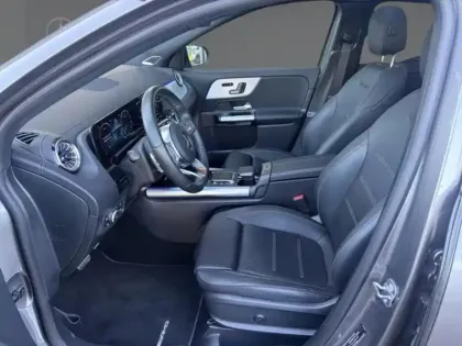 Photo 11 Mercedes GLA 200 AMG Line