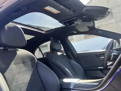 Photo 12 Mercedes Classe C  220 d Berline AMG Lin